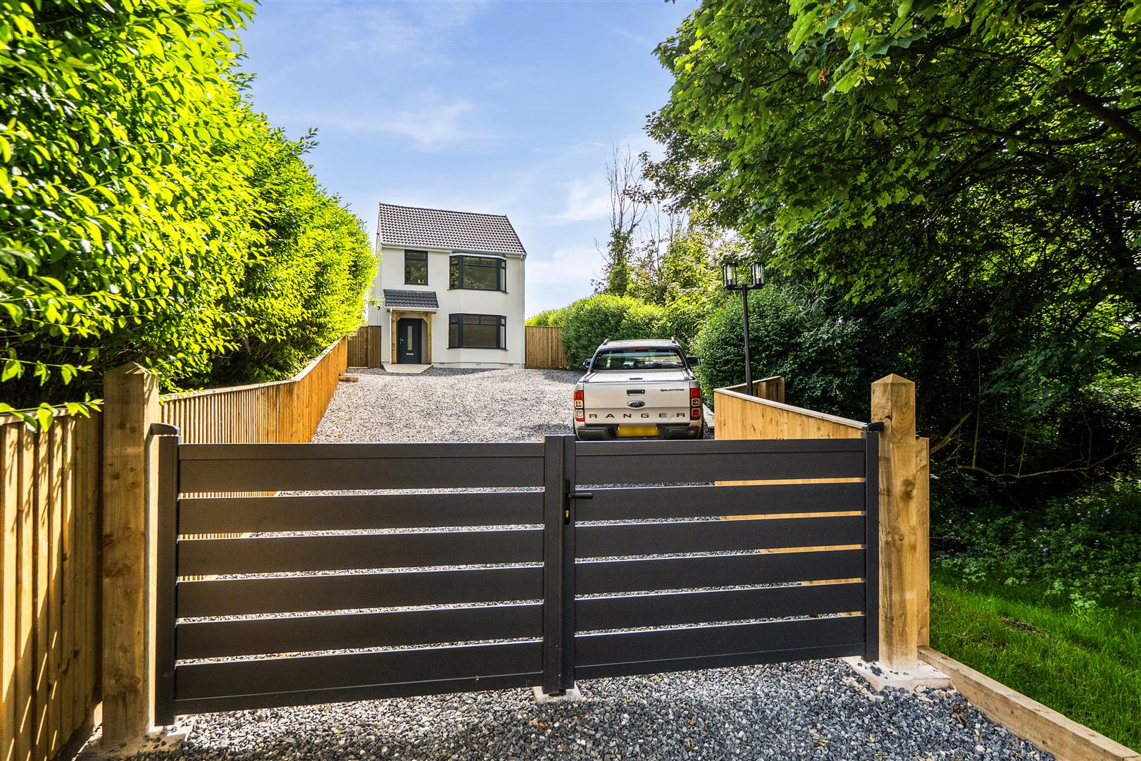 Llangyfelach Road, Treboeth, Swansea, SA5 9EN